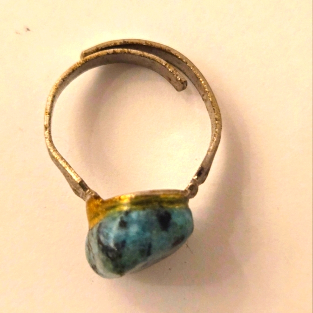 Vintage Ring - Picture 3 of 6